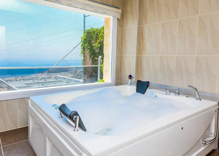 Sea View For 10 People In Kalkan Kaş